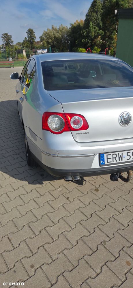 Volkswagen Passat - 9