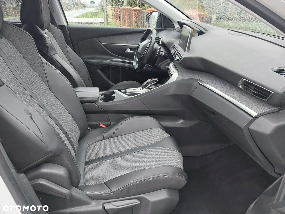 Peugeot 5008 - 27