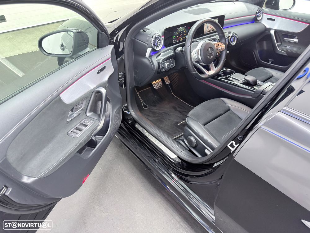 Mercedes-Benz A 250 e 8G-DCT Edition AMG Line - 11