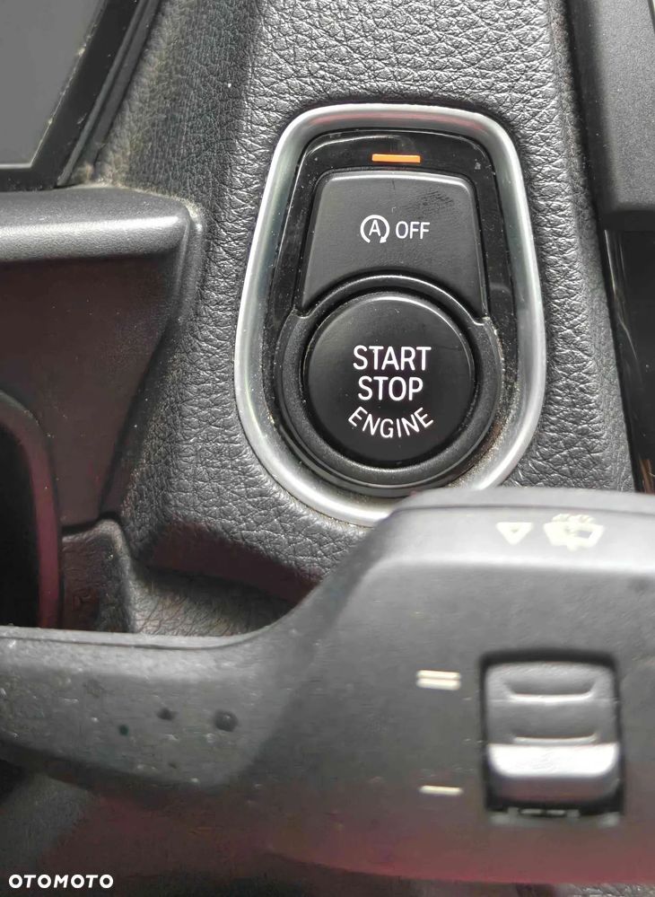 BMW Seria 1 - 25