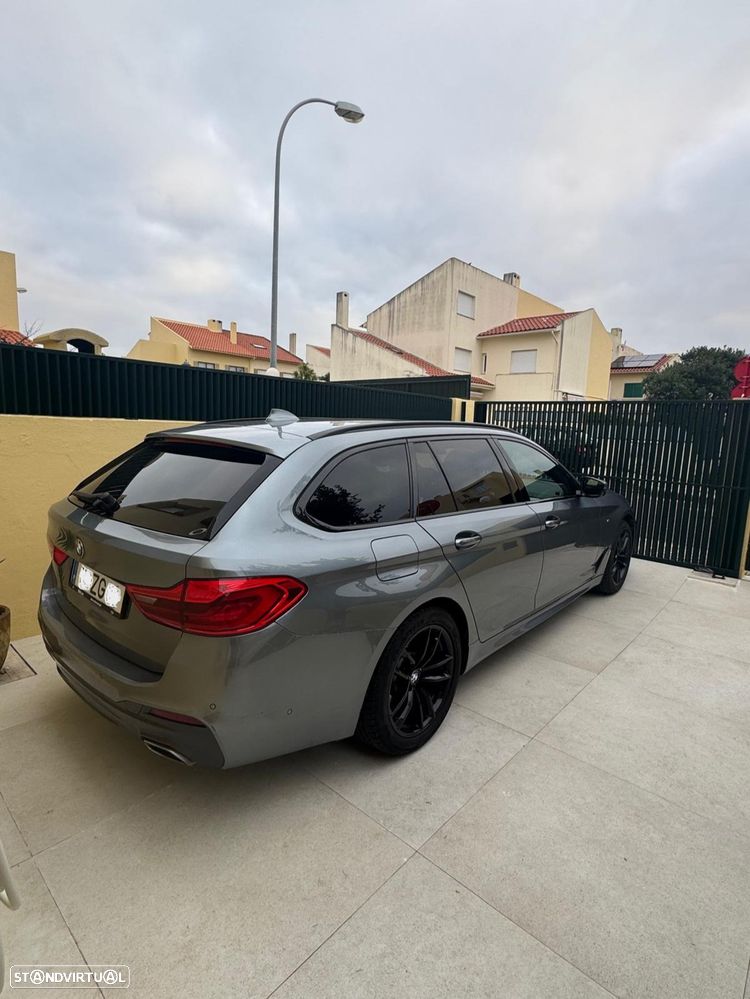 BMW 520 d Pack Desportivo M Auto - 1