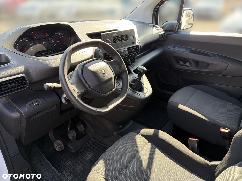 Peugeot partner-van 1.5 BlueHDi 100 PREMIUM Standard 650 4d - 11
