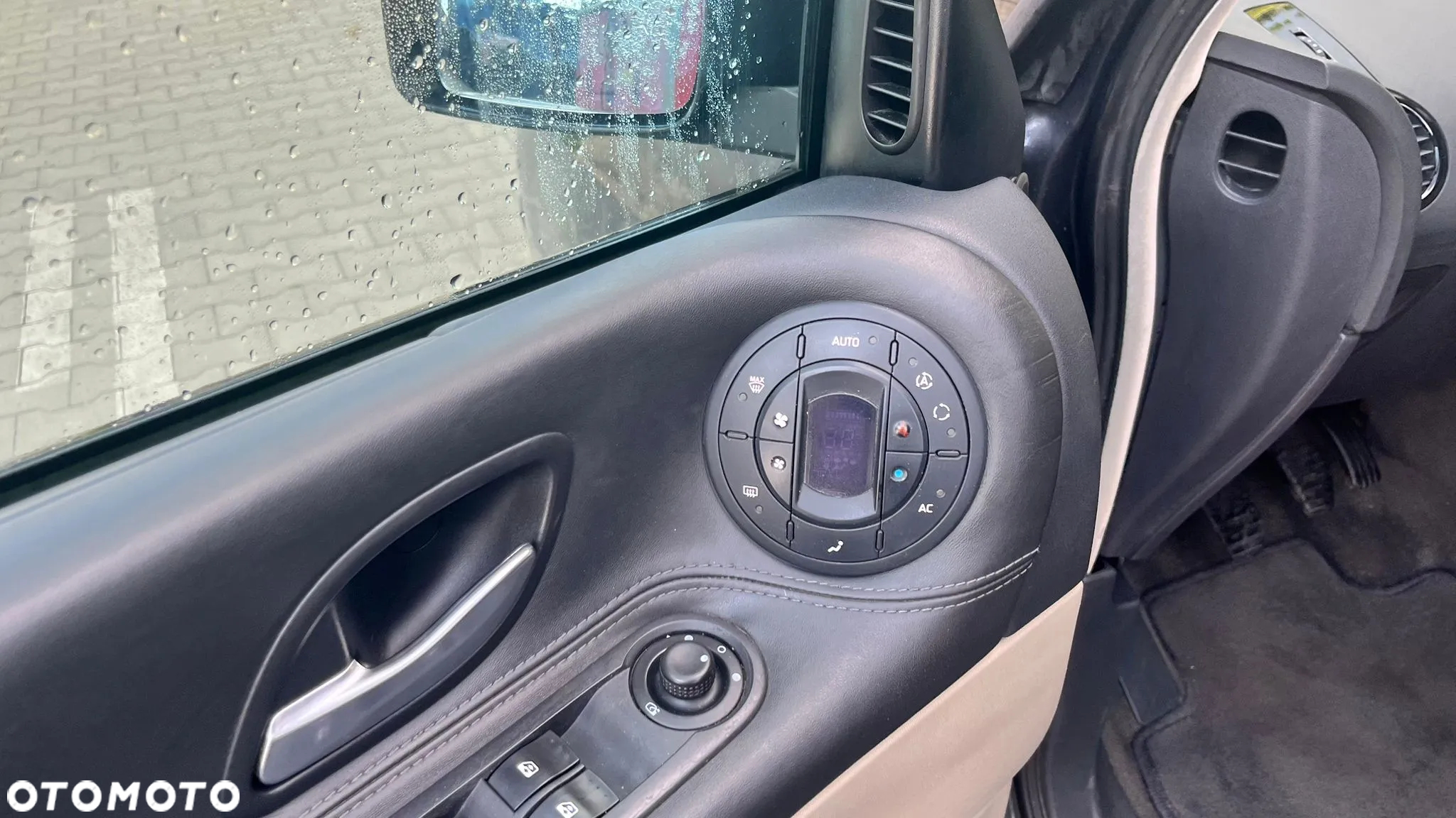 Renault Grand Espace 2.0 Navitech - 27