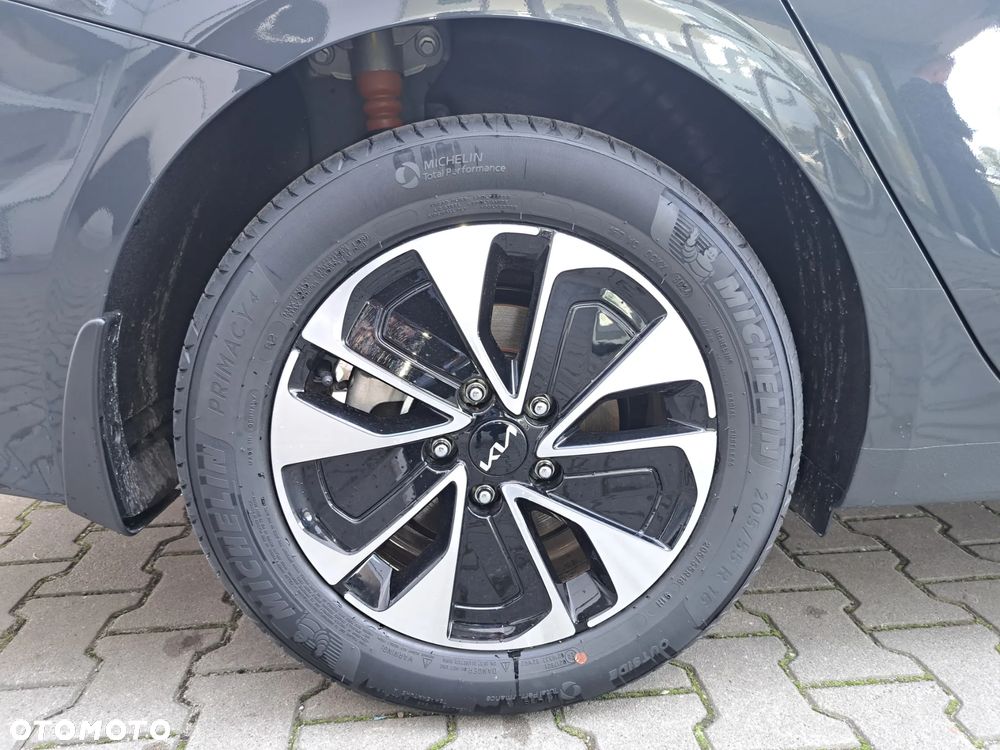 Kia Ceed 1.5 T-GDI M - 18