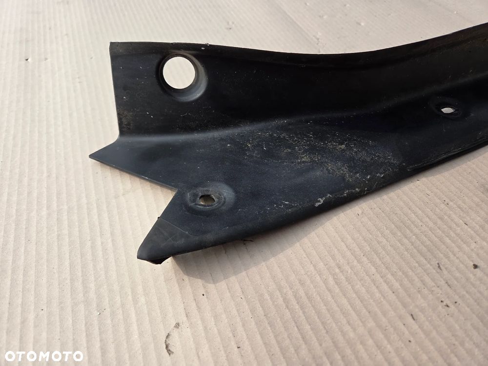 Osłona klapy tylnej spływ prawy Peugeot 508 II - 2