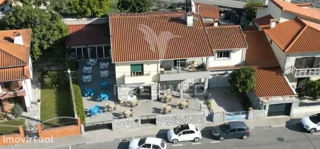 Moradia Individual T3+1 com Comércio - Grande imagem: 2/32