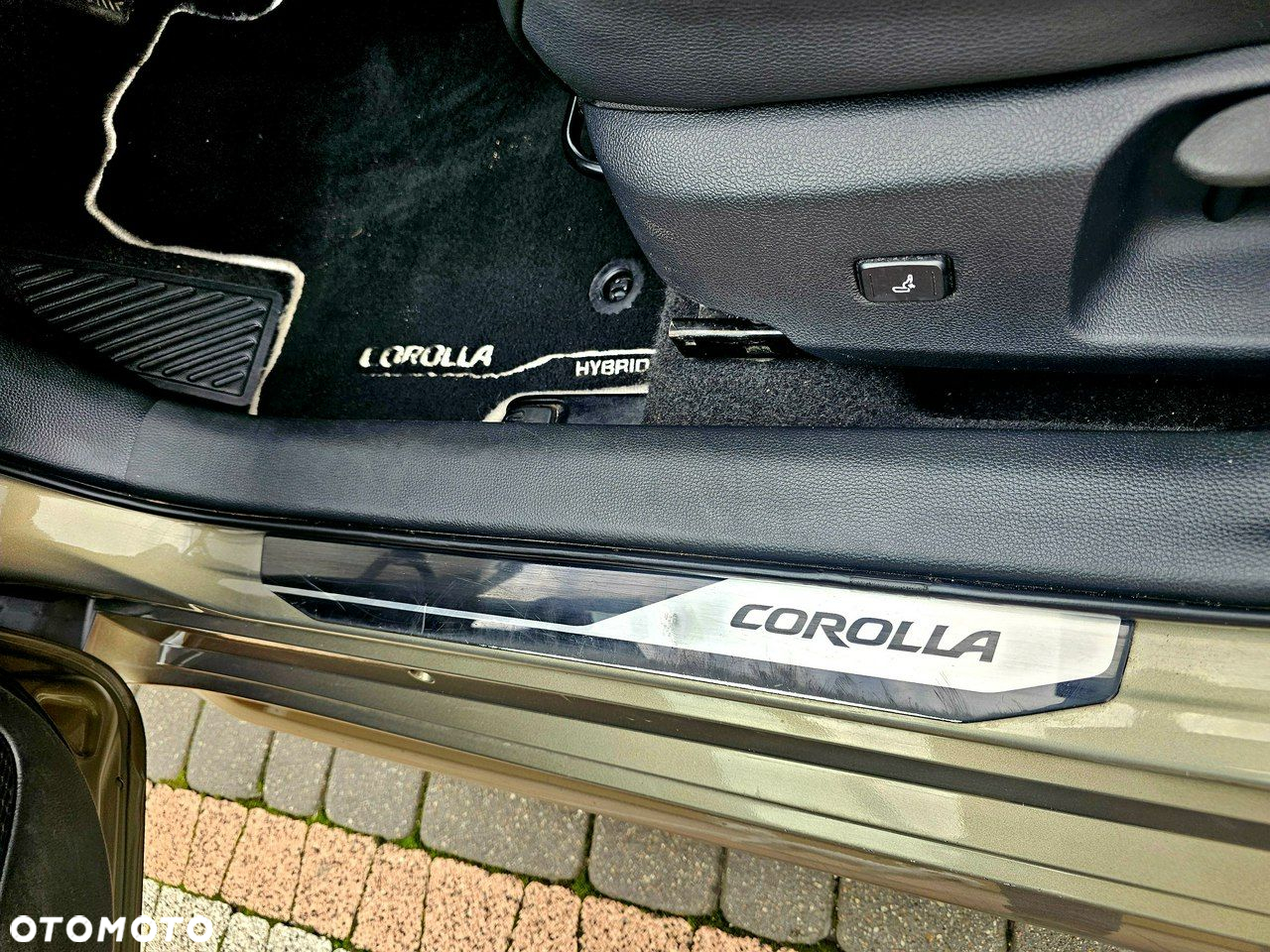 Toyota Corolla - 25