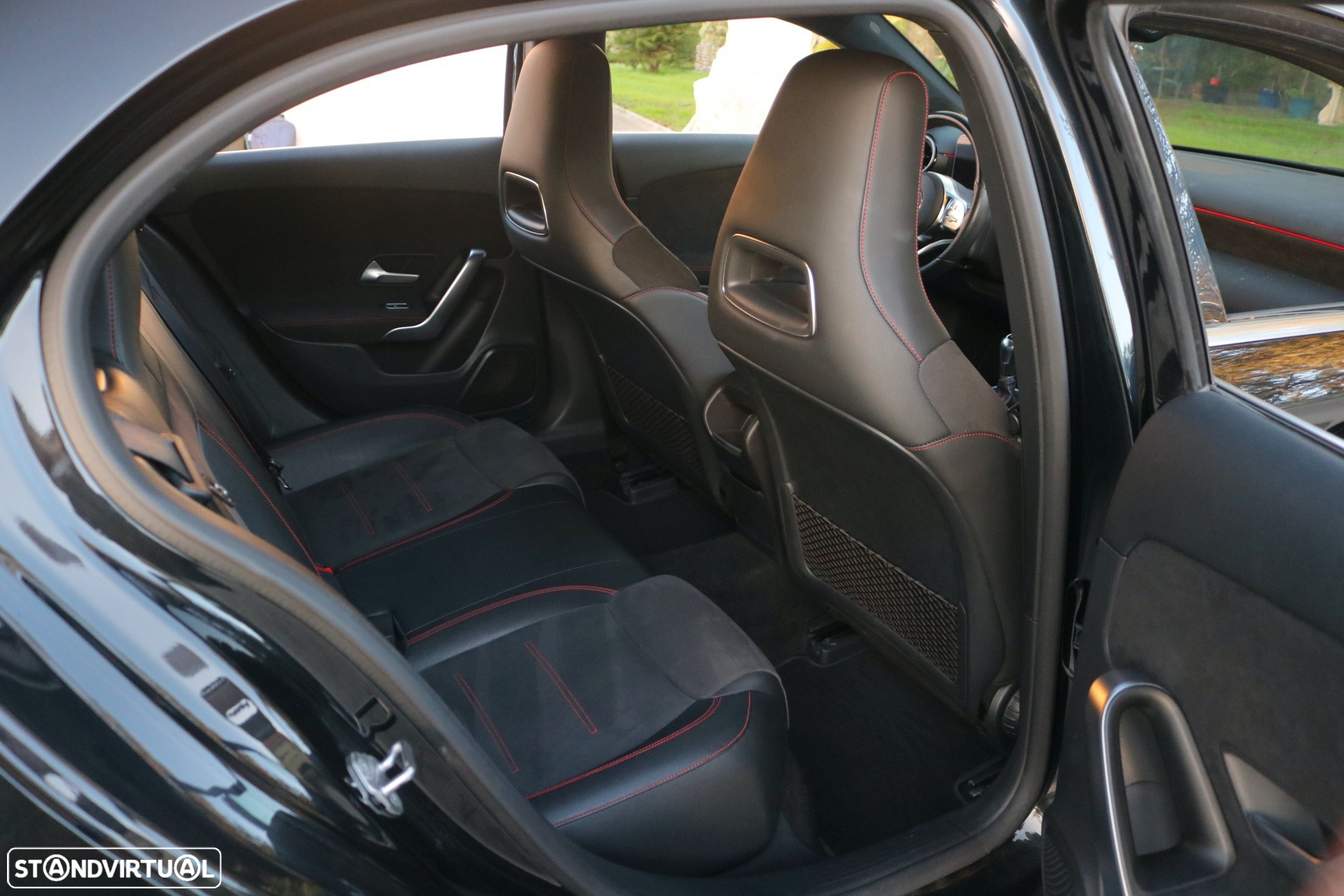 Mercedes-Benz A 160 d AMG Line - 10
