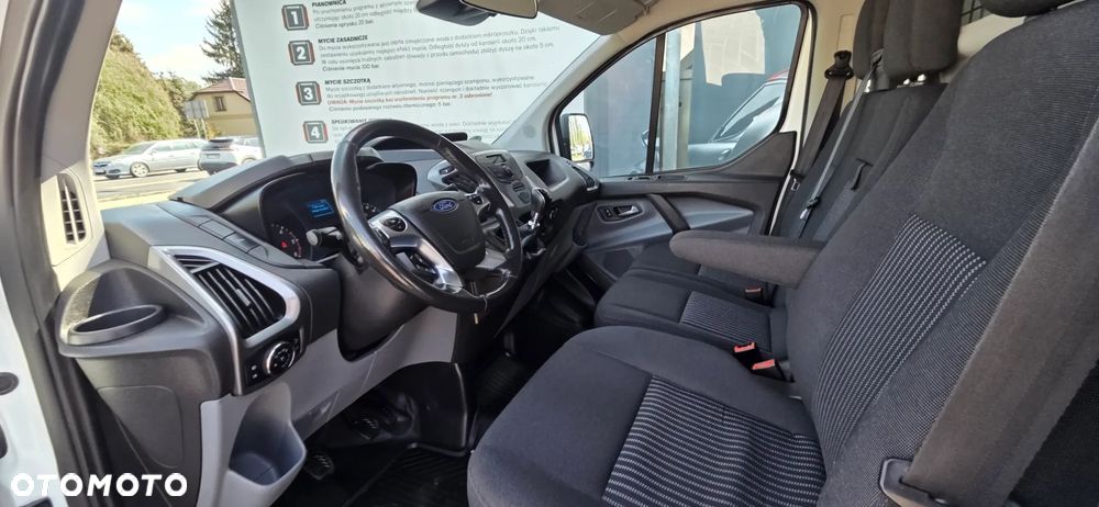 Ford Transit CUSTOM - 24