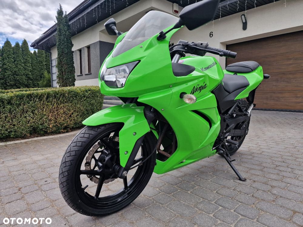 Kawasaki Ninja 250R - 15