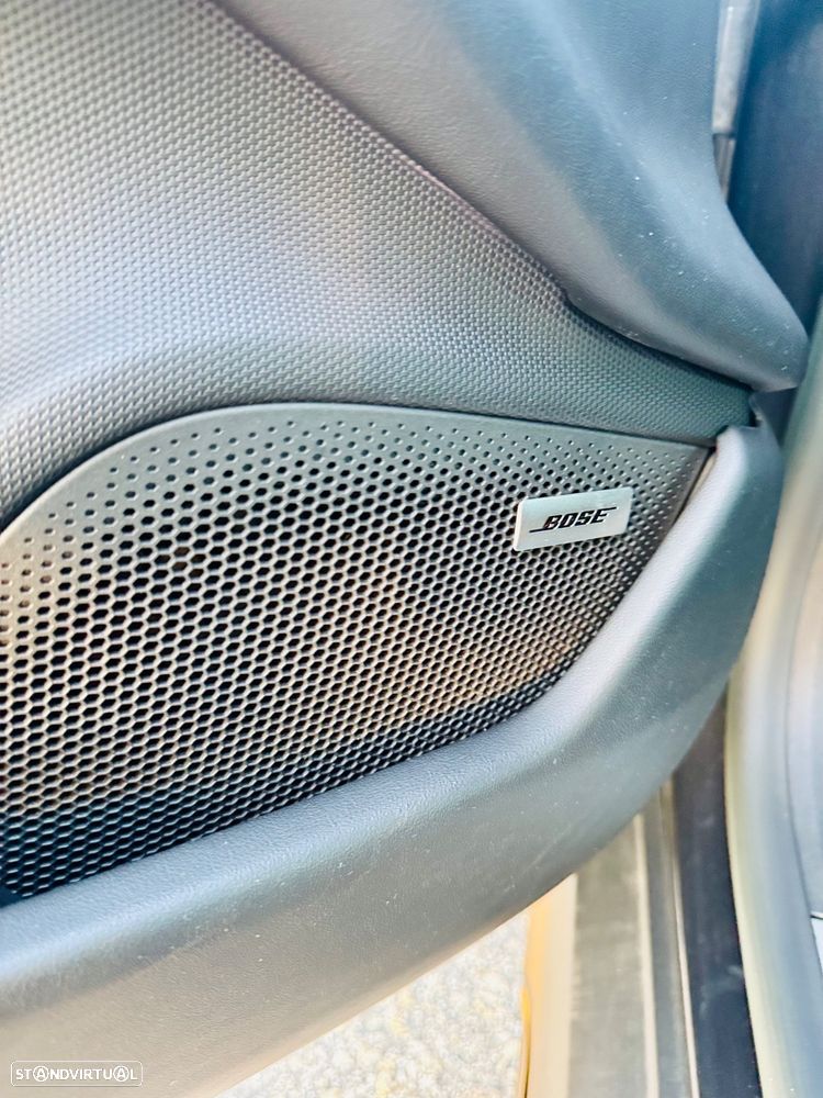 Porsche Taycan Cross Turismo 4S Sport bateria Performance Plus - 7