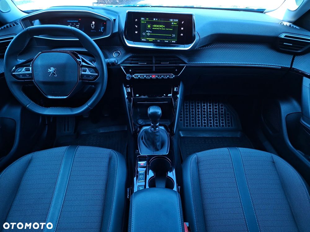 Peugeot 2008 PureTech 100 Allure S&S BVM6 - 19