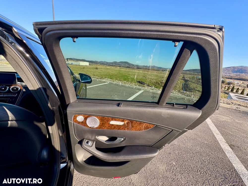 Mercedes-Benz GLC 220 d 4MATIC - 13