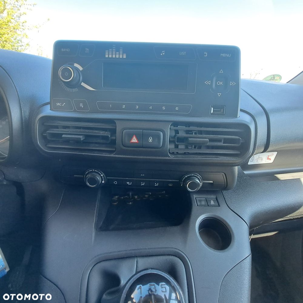 Opel Combo 1.5 D Start/Stop - 10