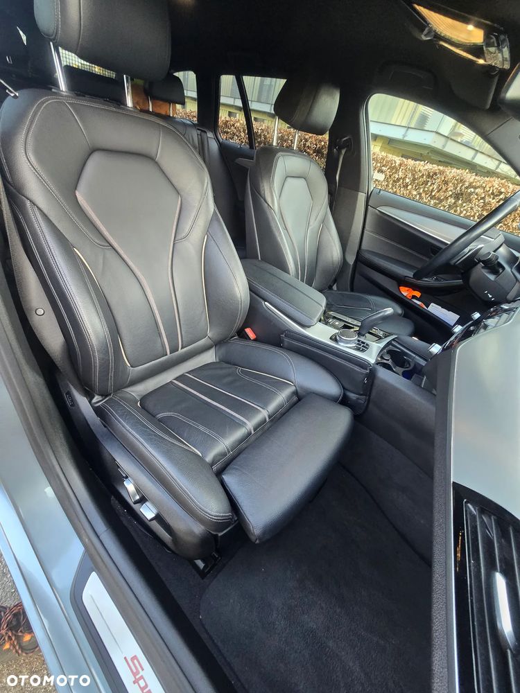 BMW Seria 5 520d xDrive Sport Line - 10