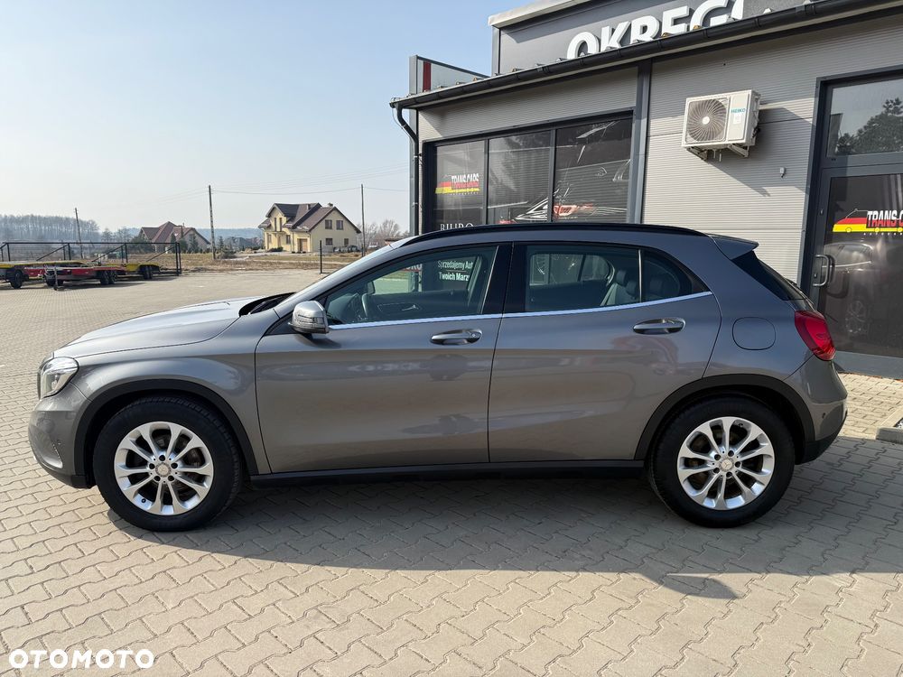 Mercedes-Benz GLA - 7