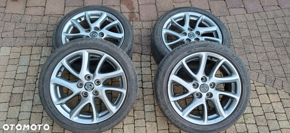 Mazda 3 1.6 Exclusive + - 13