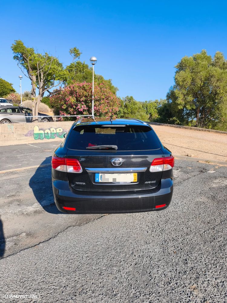 Toyota Avensis SW 2.0 D-4D Luxury+GPS - 5