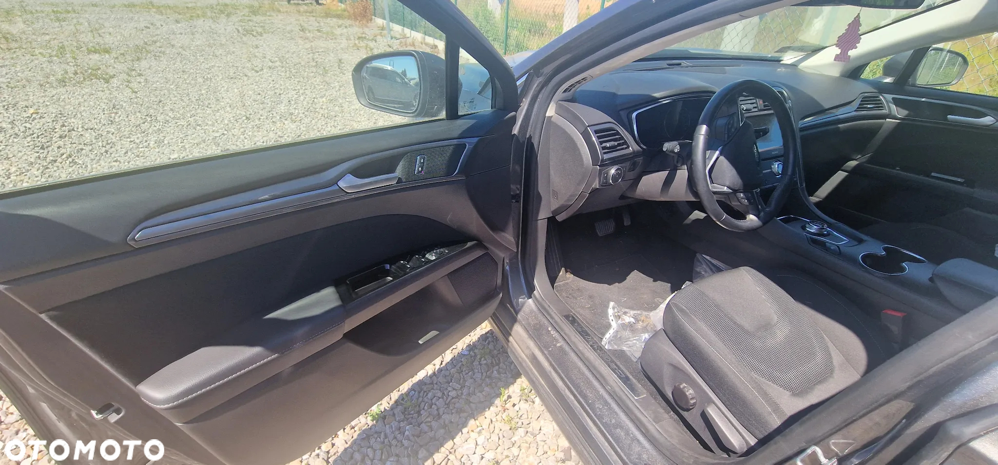 Ford Mondeo 2.0 EcoBlue Titanium - 13
