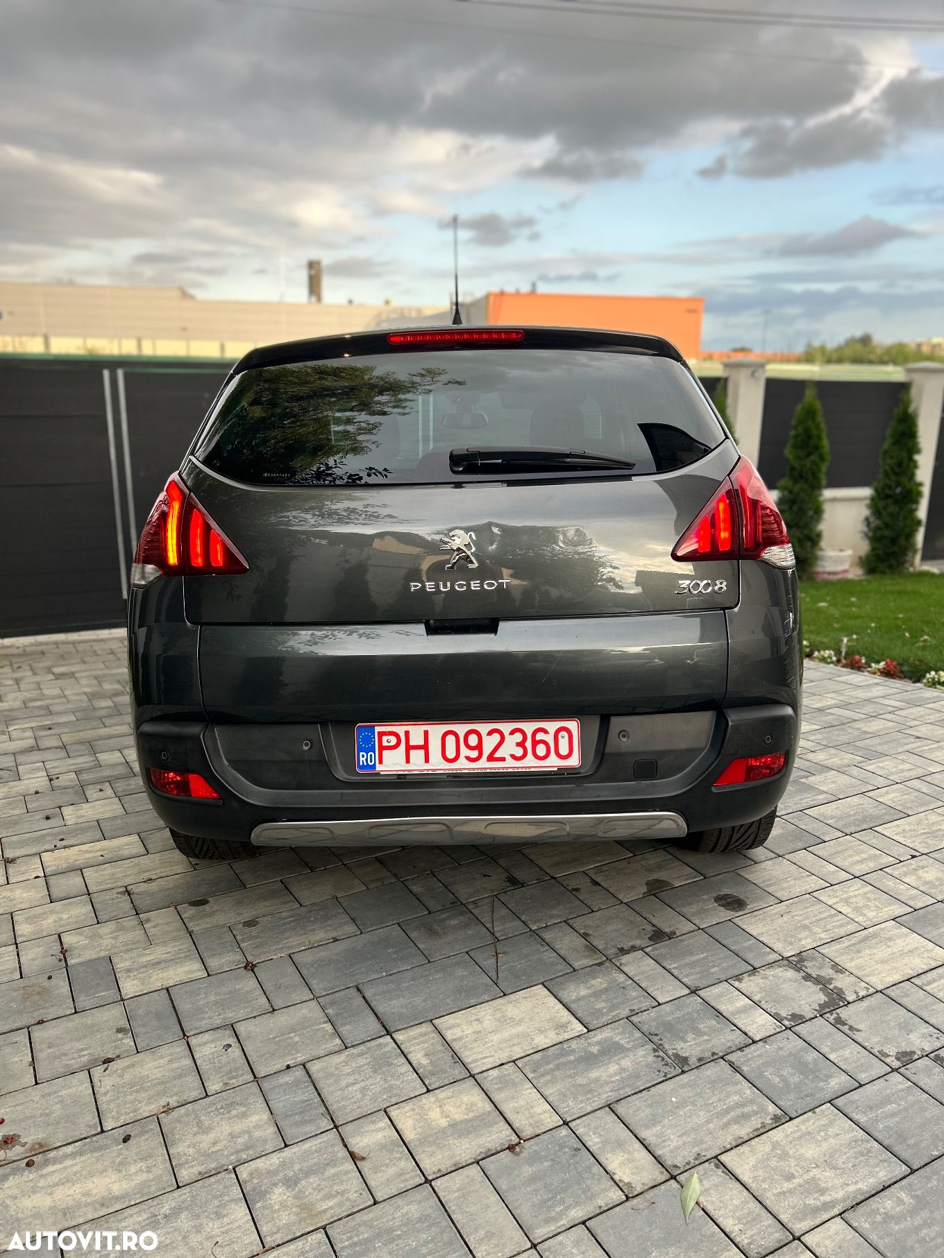 Peugeot 3008 HDi FAP 115 Style - 3