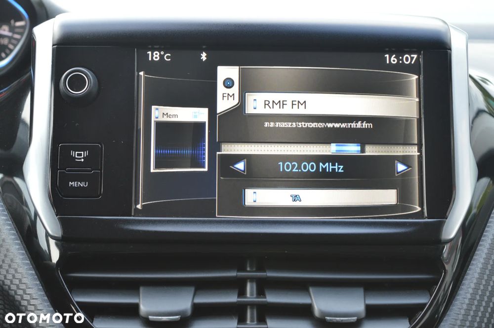Peugeot 2008 1.6 VTi Allure - 17