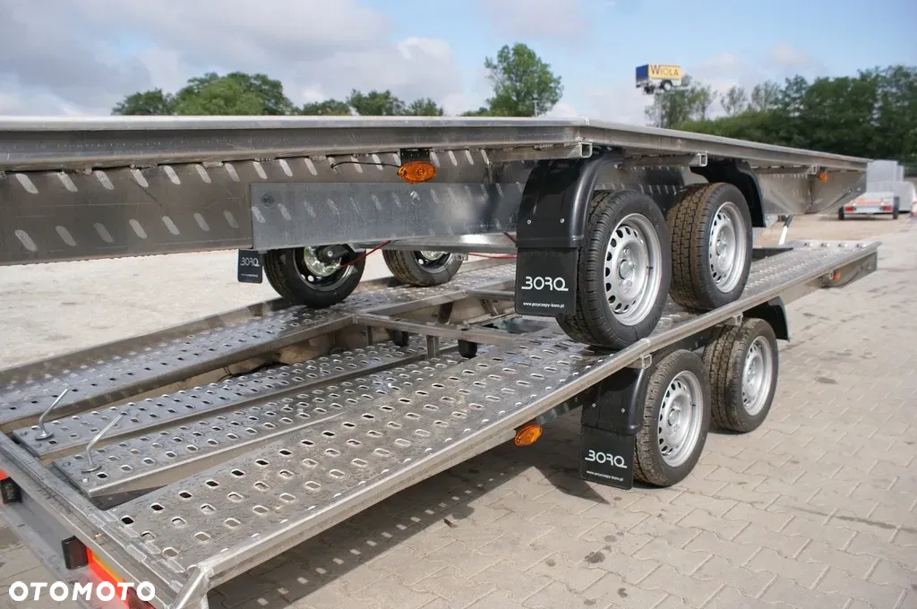 Niewiadów Jupiter Aluminiowy 4.5 x 2 Masa własna tylko 500 kg  DMC 2700 kg Koła 195R13C - 2