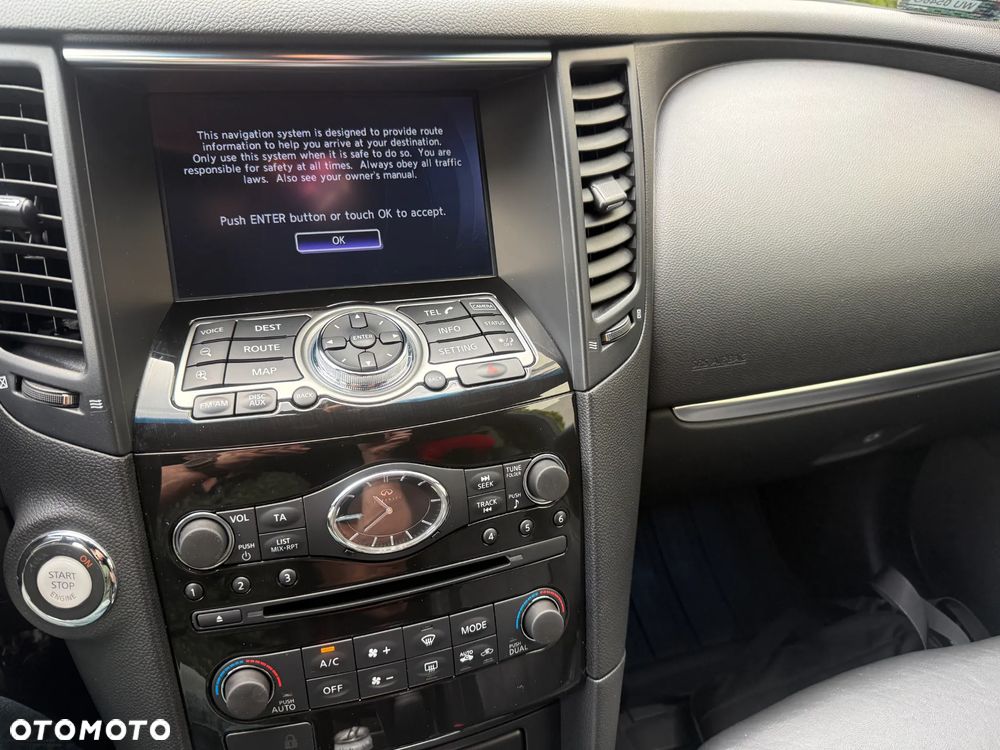 Infiniti QX70 3.0d S Premium - 10