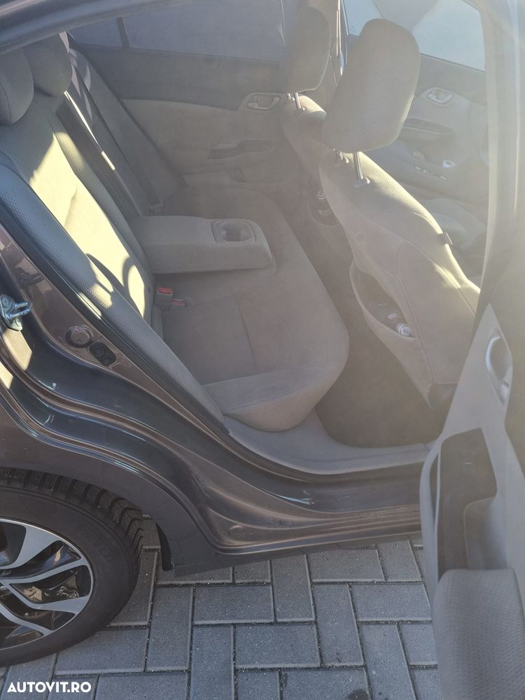 Honda Civic 1.8 MT LS - 7