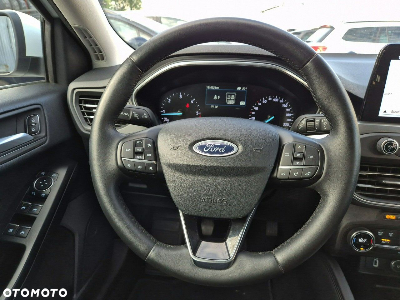 Ford Focus 2.0 TDCi Titanium ASS - 25