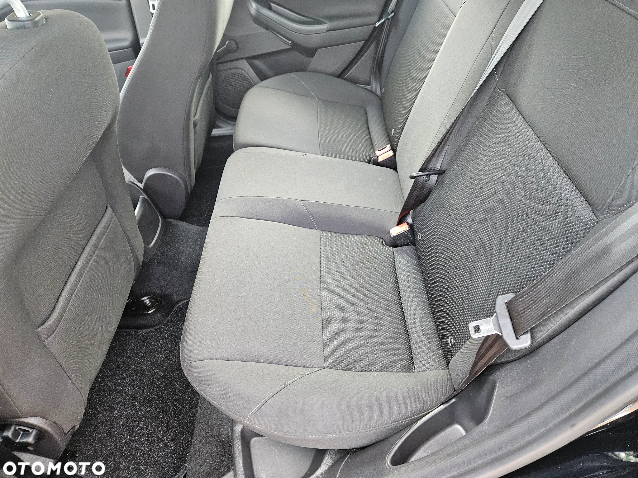 Ford Focus 1.0 EcoBoost 99g Trend - 12