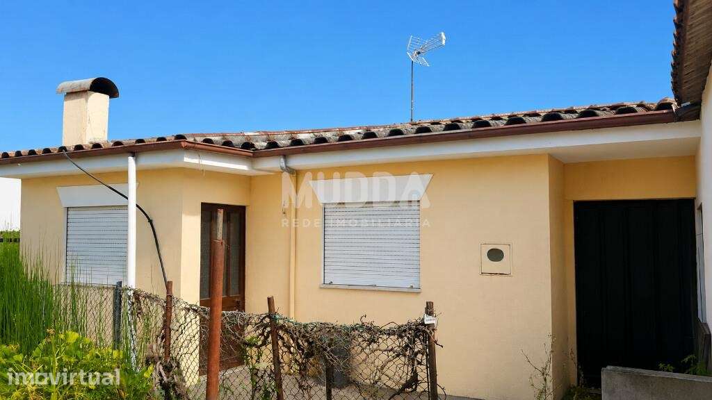 Moradia T4 Térrea para renovar Esmoriz - Grande imagem: 2/16