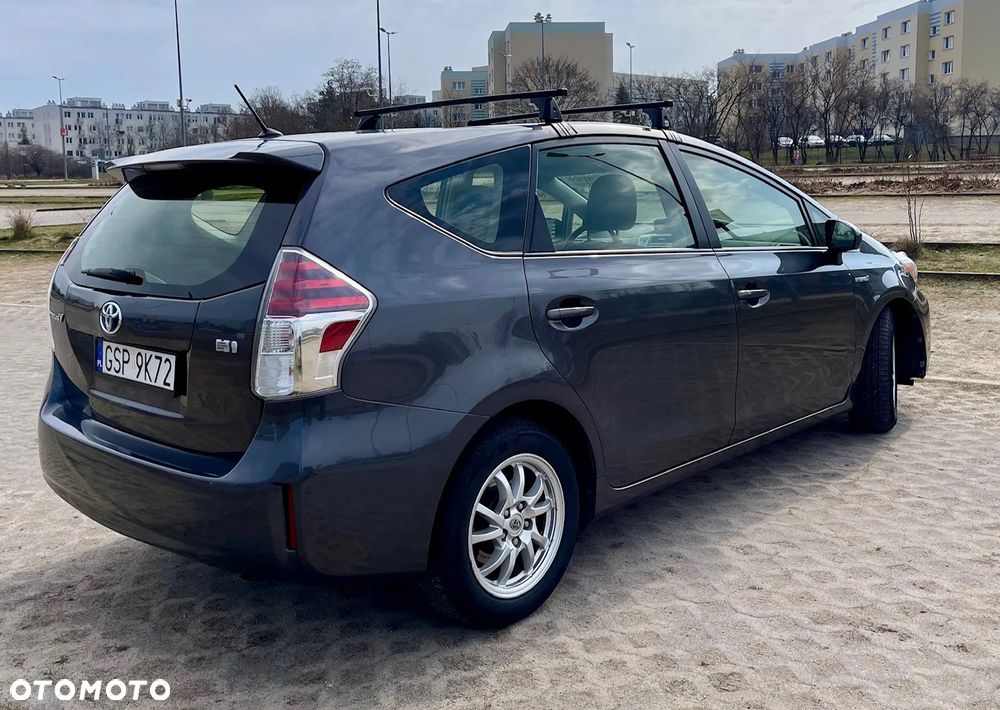 Toyota Prius - 3