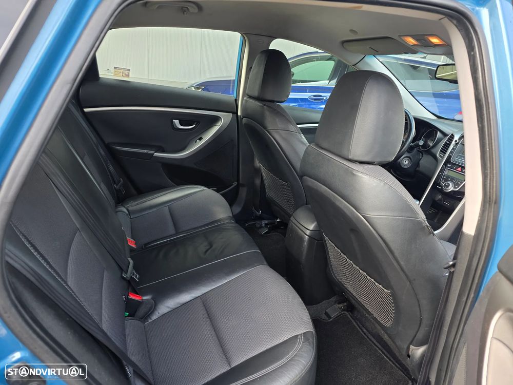 Hyundai i30 1.6 CRDI STyle - 13