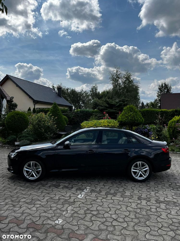 Audi A4 Limousine - 6