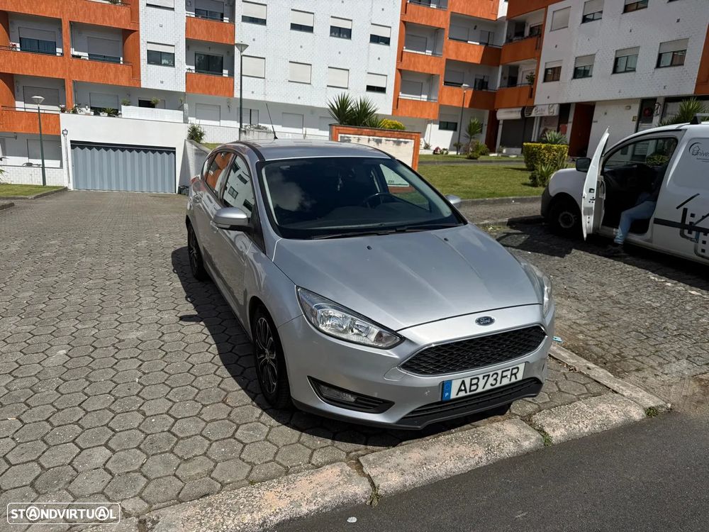 Ford Focus 1.5 TDCi Trend+ - 6