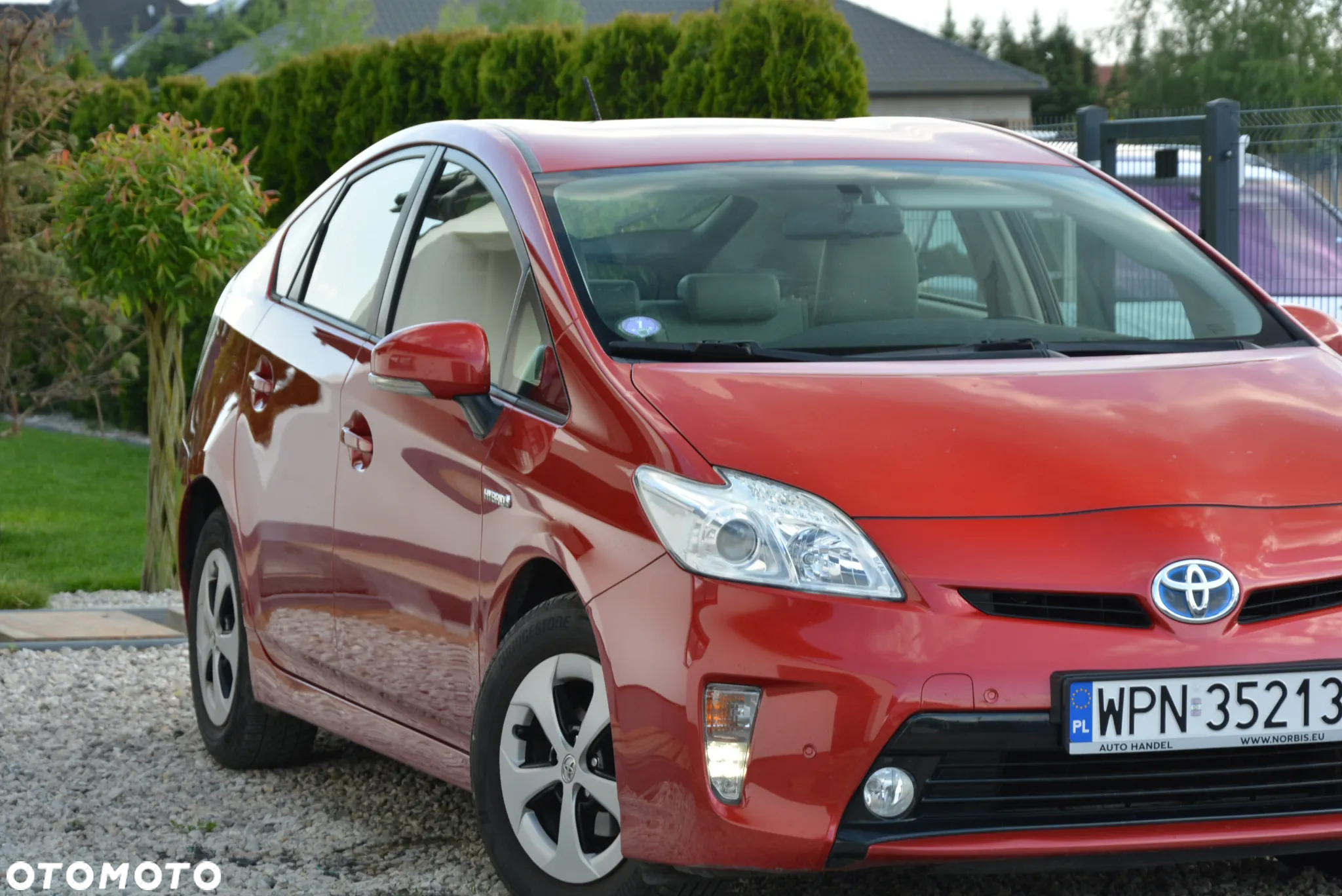 Toyota Prius 1.8 HSD Premium - 21