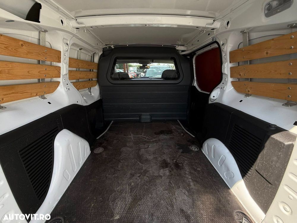 Peugeot Partner - 11