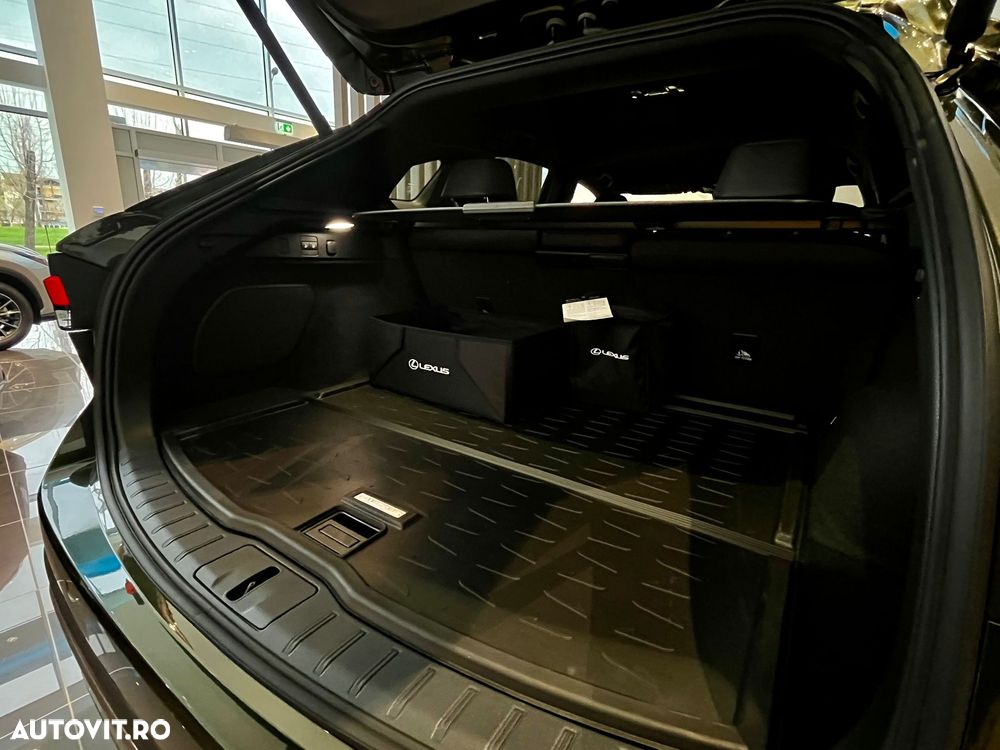 Lexus Seria RX 350h E-Four HEV Comfort - 36
