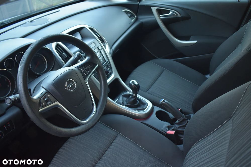 Opel Astra - 12