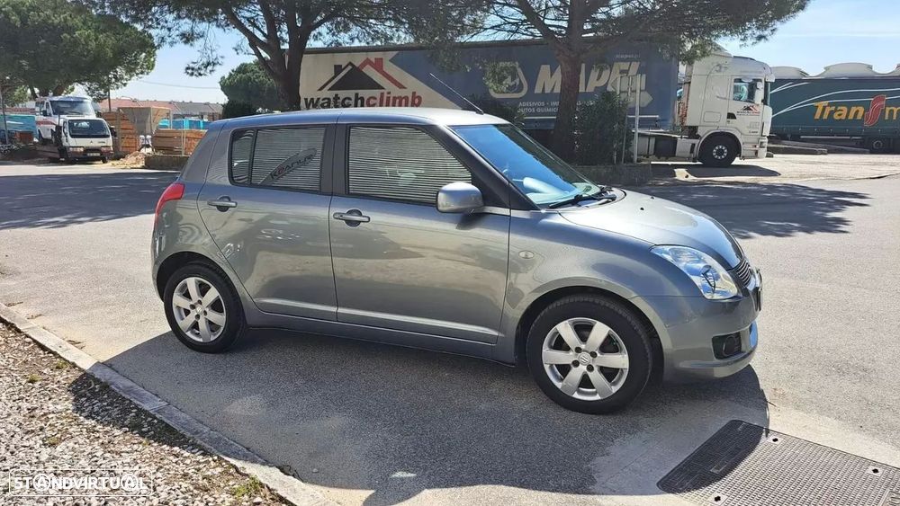 Suzuki Swift 1.3 DDiS GL - 15