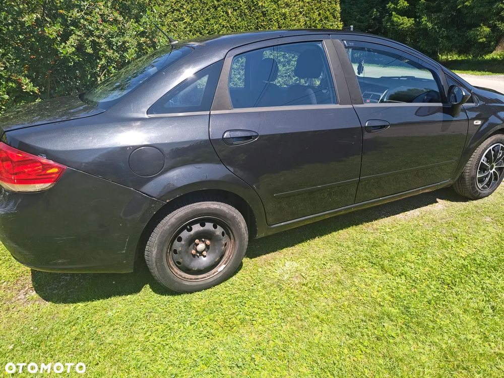 Fiat Linea 1.4 Dynamic - 8
