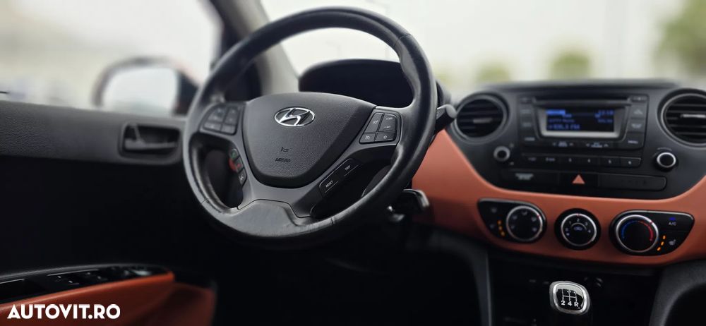 Hyundai i10 1.0 5DR ISG Comfort+ - 10