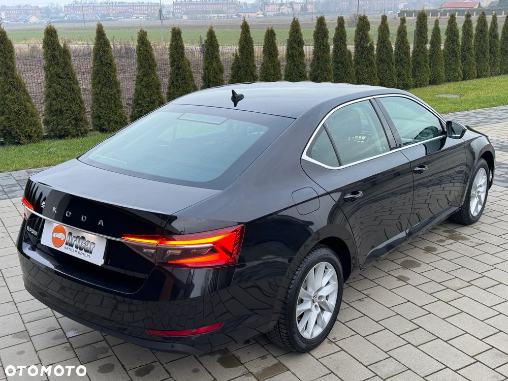 Skoda Superb 2.0 TDI Ambition DSG - 21