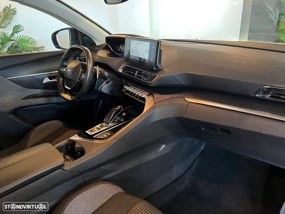 Peugeot 3008 PureTech 130 Stop & Start GPF EAT8 Active Pack - 10