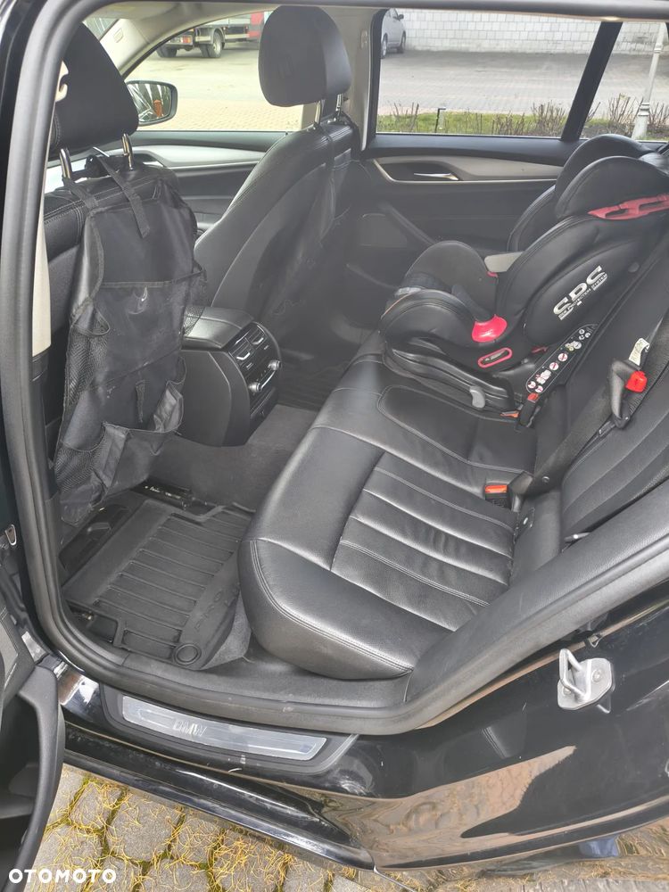 BMW Seria 5 520d xDrive - 9