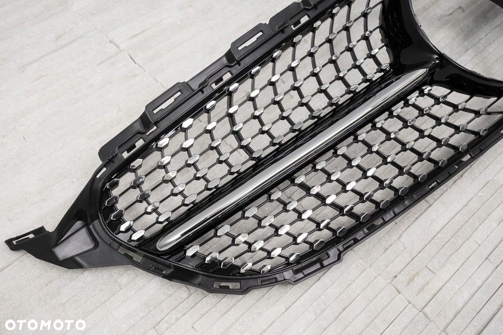 grill diamond czarny mercedes c-class w205 2014-2018 przed facelifting - 8