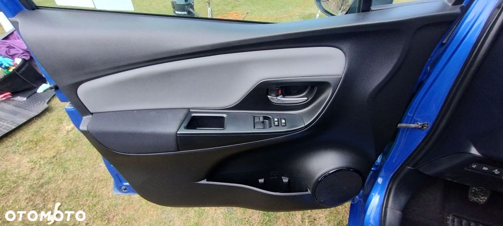 Toyota Yaris 1.5 Premium - 10