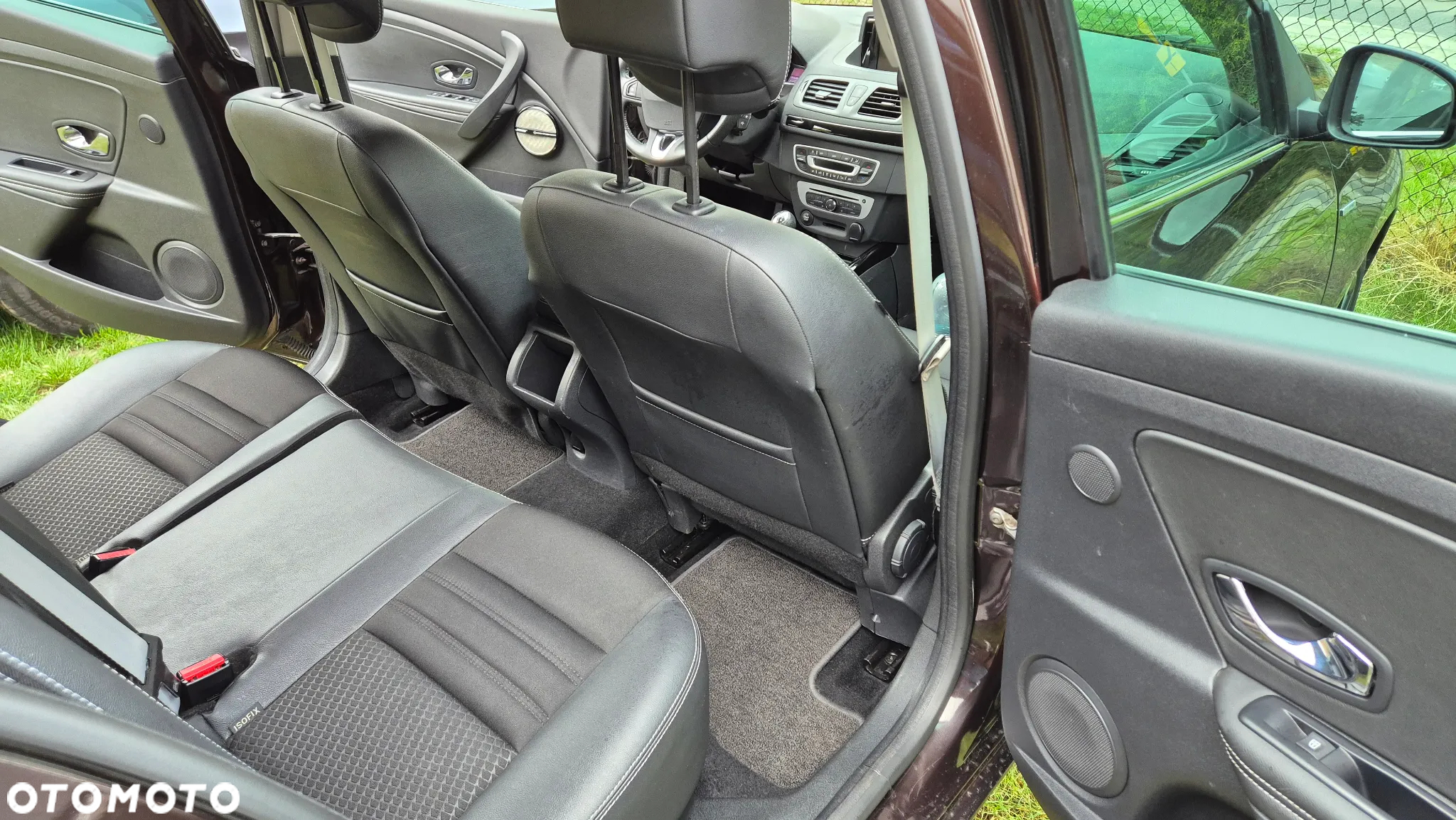Renault Megane ENERGY TCe 130 BOSE EDITION - 11