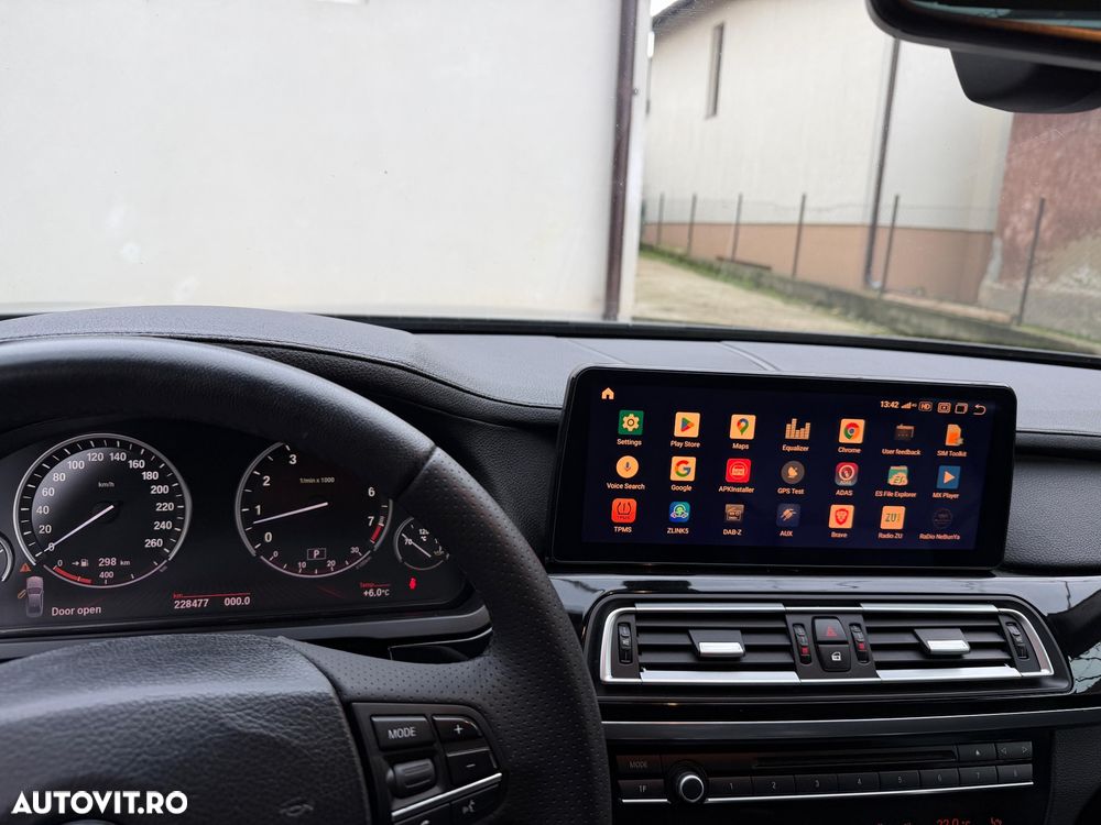 BMW Seria 7 740i Aut. - 11