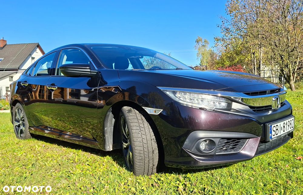 Honda Civic 1.5 T Executive - 11